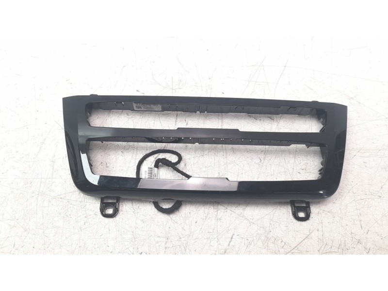 Recambio de moldura para bmw serie 4 gran coupe (f36) 420d referencia OEM IAM 9358940  