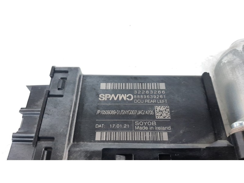 Recambio de motor elevalunas delantero izquierdo para volvo v60 familiar 2.0 diesel cat referencia OEM IAM 32283266  