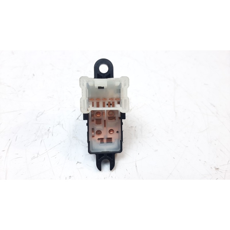 Recambio de mando elevalunas trasero izquierdo para renault kadjar 1.5 dci diesel fap energy referencia OEM IAM 254119716R  