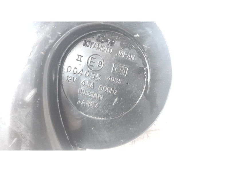 Recambio de claxon para nissan 370 z (z34) 3.7 v6 24v cat referencia OEM IAM 0040354035  