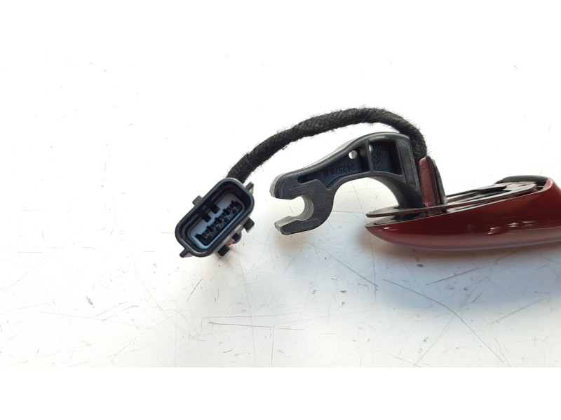 Recambio de maneta exterior delantera izquierda para renault clio iv 1.5 dci diesel fap referencia OEM IAM 806706656R  
