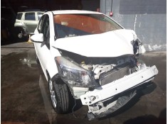 toyota yaris del año 2012 2