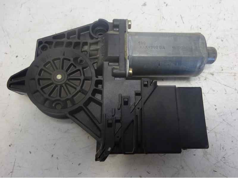 Recambio de motor elevalunas trasero derecho para volkswagen passat variant (3b5) comfortline referencia OEM IAM 0130821696 1014