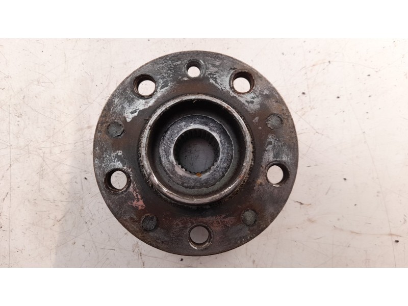 Recambio de buje para alfa romeo stelvio (630) quadrifoglio 4wd referencia OEM IAM 50533569  