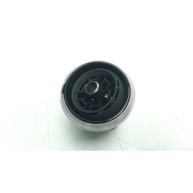 Recambio de rejilla aireadora para audi a3 sportback (8vf) 1.5 16v tsi act referencia OEM IAM 81A820901F  