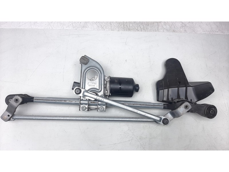 Recambio de brazo limpia delantero izquierdo para bmw serie 3 gran turismo (f34) 2.0 16v turbodiesel referencia OEM IAM 51717353