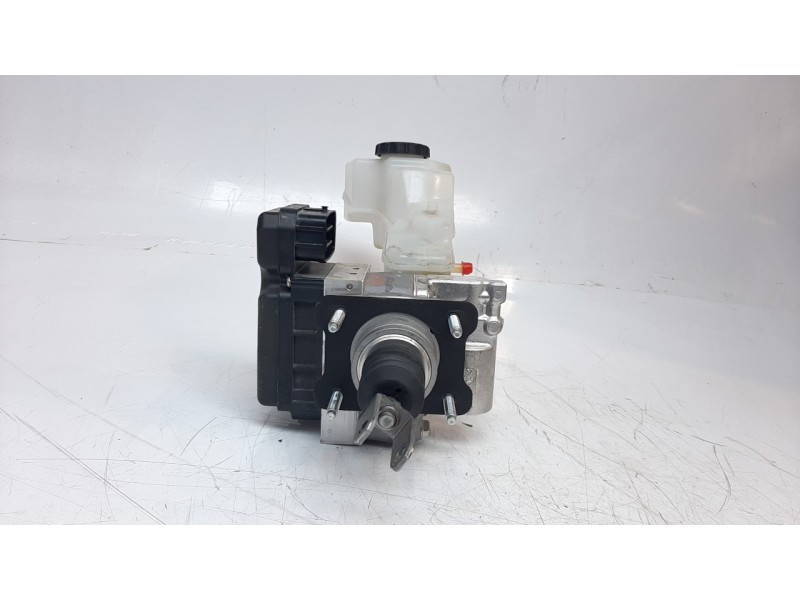 Recambio de bomba freno para toyota corolla (e21) referencia OEM IAM 4705012400  