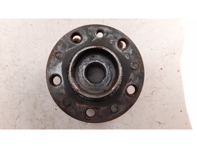 Recambio de buje para alfa romeo stelvio (630) quadrifoglio 4wd referencia OEM IAM 50533569  
