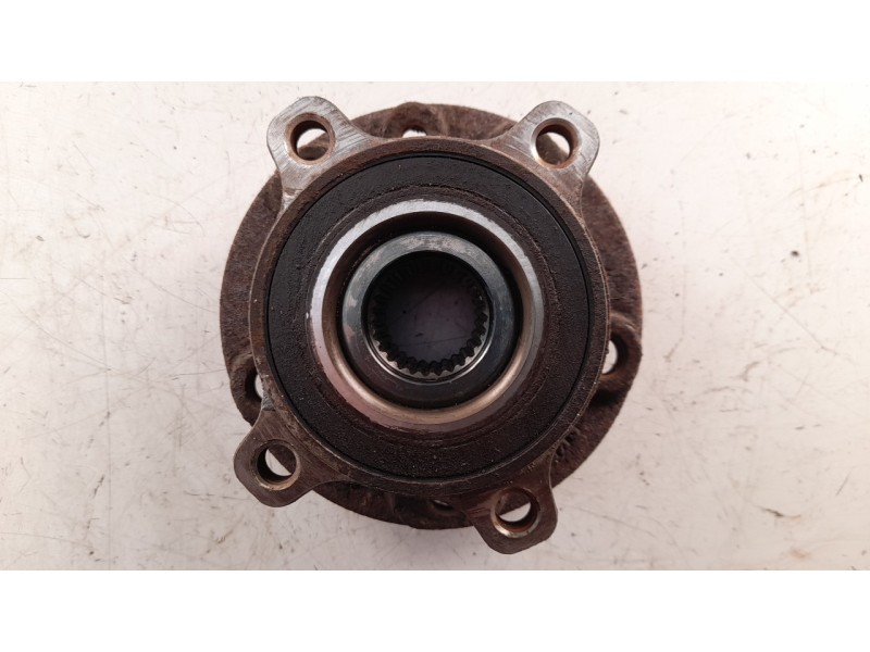 Recambio de buje para alfa romeo stelvio (630) quadrifoglio 4wd referencia OEM IAM 50533569  