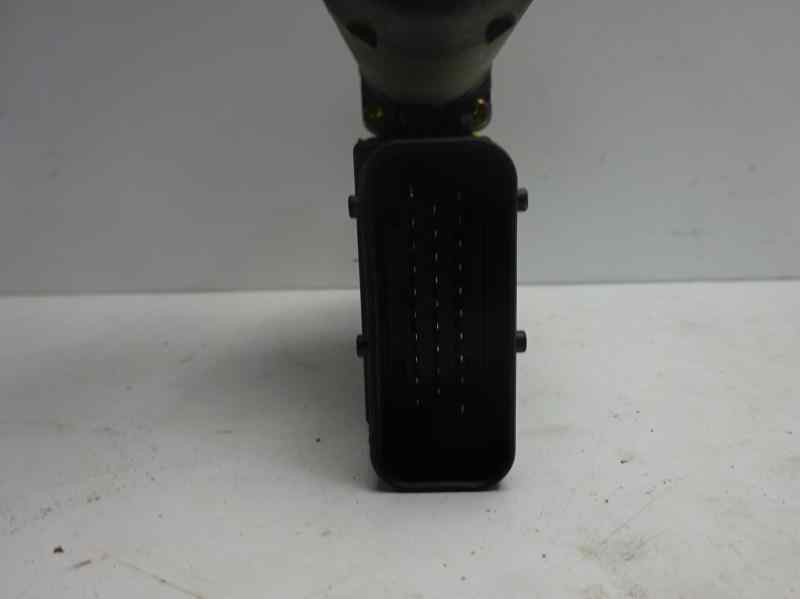 Recambio de motor elevalunas delantero derecho para volkswagen passat variant (3b5) comfortline referencia OEM IAM  0130821694 9