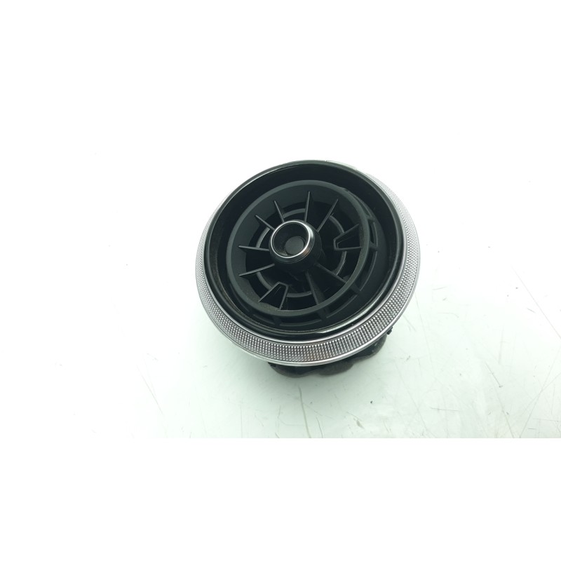 Recambio de rejilla aireadora para audi a3 sportback (8vf) 1.5 16v tsi act referencia OEM IAM 81A820901F  