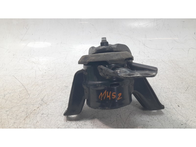 Recambio de soporte motor derecho para hyundai tucson 1.6 cat referencia OEM IAM 21810D3200  