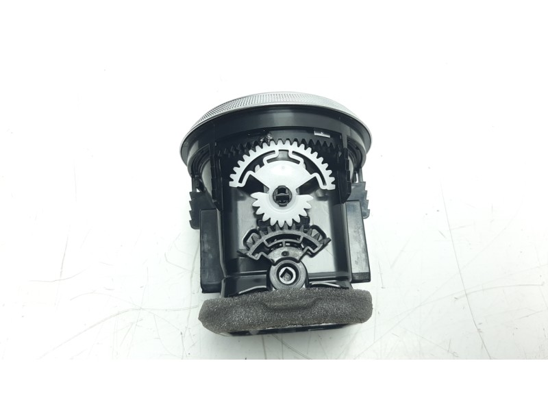 Recambio de rejilla aireadora para audi a3 sportback (8vf) 1.5 16v tsi act referencia OEM IAM 81A820901F  