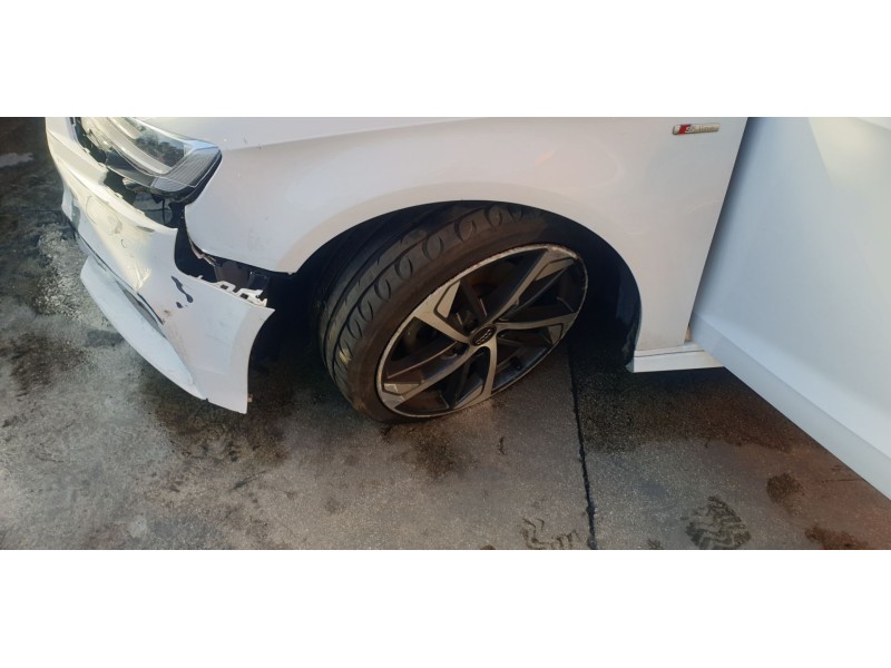 Recambio de transmision delantera izquierda para audi a3 sportback (8vf) referencia OEM IAM 5Q0407271BR  