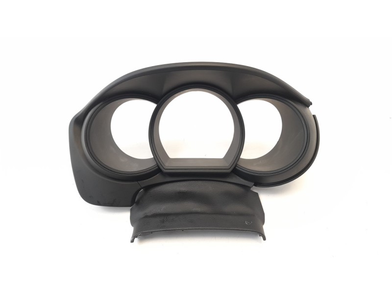 Recambio de moldura para kia rio 1.2 cat referencia OEM IAM 848311W050  