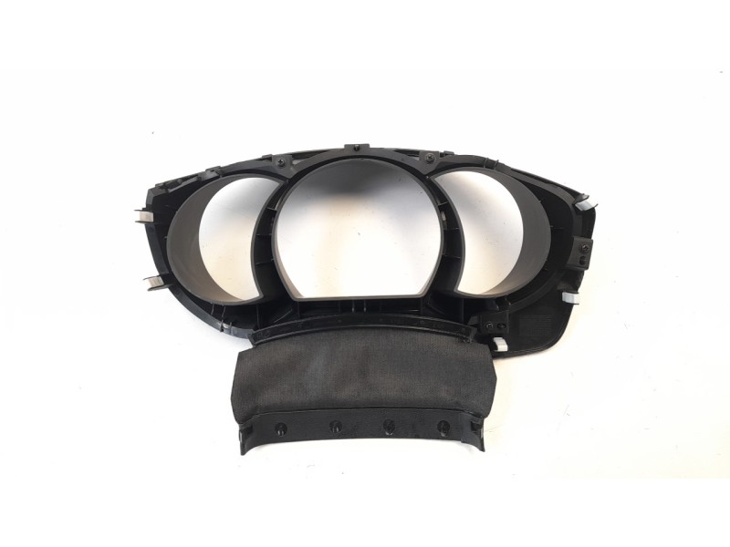 Recambio de moldura para kia rio 1.2 cat referencia OEM IAM 848311W050  