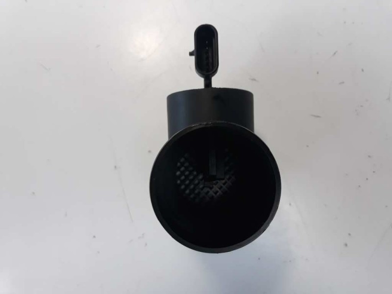 Recambio de caudalimetro para opel astra gtc sport referencia OEM IAM A0199936  