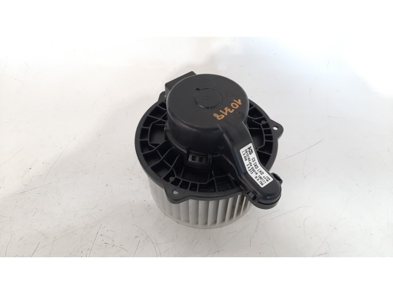 Recambio de ventilador calefaccion para kia ceed 1.4 cat referencia OEM IAM EB1D1NXJAA 97113J7000 