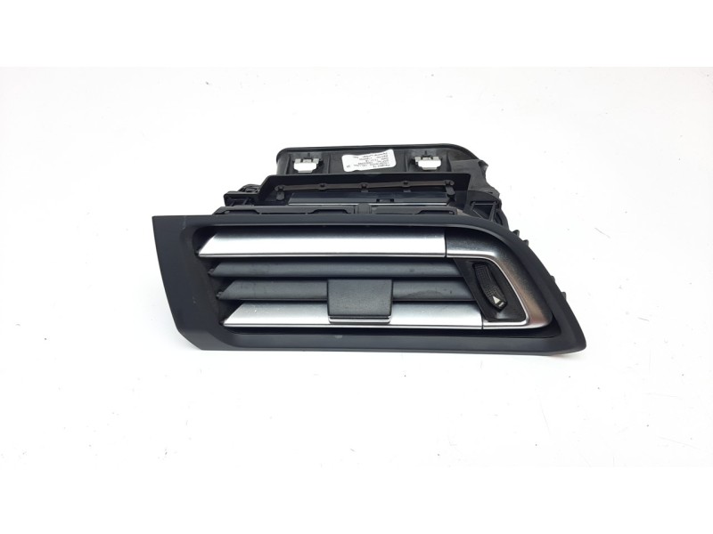 Recambio de rejilla aireadora para peugeot 308 1.2 12v e-thp referencia OEM IAM 1303818XZD  