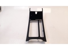 Recambio de moldura para kia xceed 1.0 tgdi cat referencia OEM IAM 84699J000 84699J7100  2