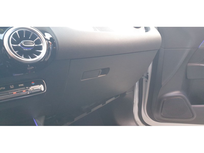 Recambio de guantera para mercedes-benz b-klasse (bm 247) (2.2019) b 200 d (247.012) referencia OEM IAM 2476801204  