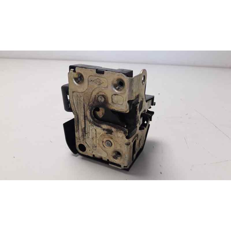 Recambio de cerradura puerta delantera derecha para renault clio ii fase ii (b/cb0) 1.5 dci diesel referencia OEM IAM   