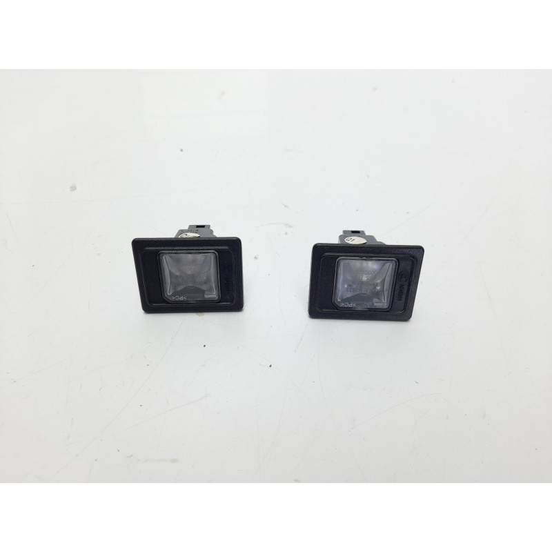 Recambio de piloto matricula para mercedes-benz clase a (w176) a 180 cdi blueefficiency (176.012) referencia OEM IAM 1729061100 