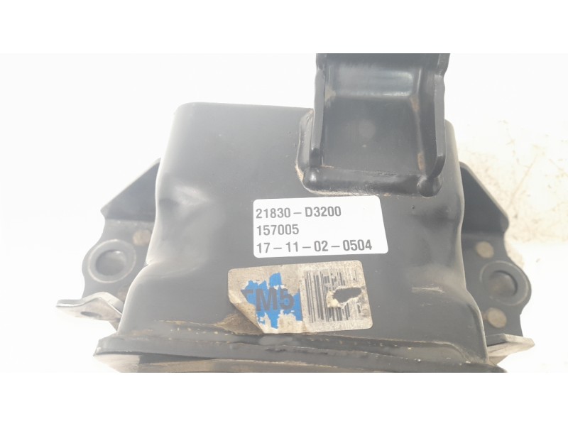 Recambio de soporte motor para hyundai tucson kosmo 4wd referencia OEM IAM 21830D3200  
