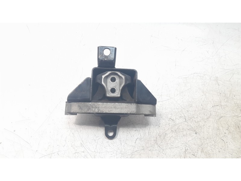 Recambio de soporte motor para hyundai tucson kosmo 4wd referencia OEM IAM 21830D3200  