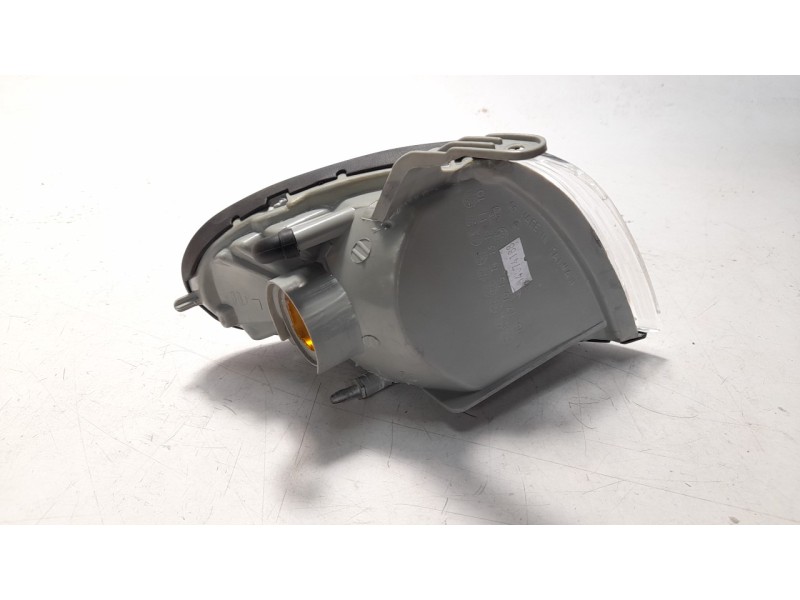 Recambio de piloto delantero izquierdo para hyundai accent (x3) referencia OEM IAM 9230122010 108400121 HN0104016