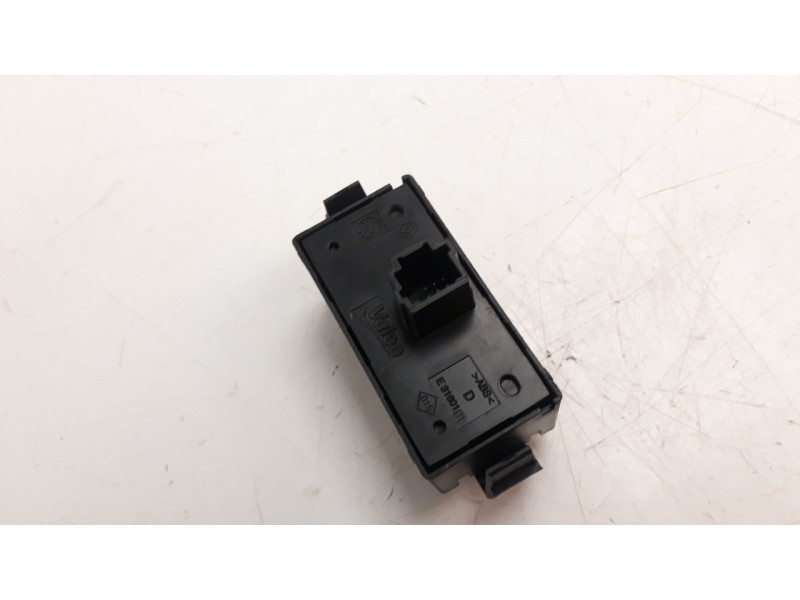 Recambio de warning para dacia dokker 1.5 blue dci diesel fap cat referencia OEM IAM 252908988R  