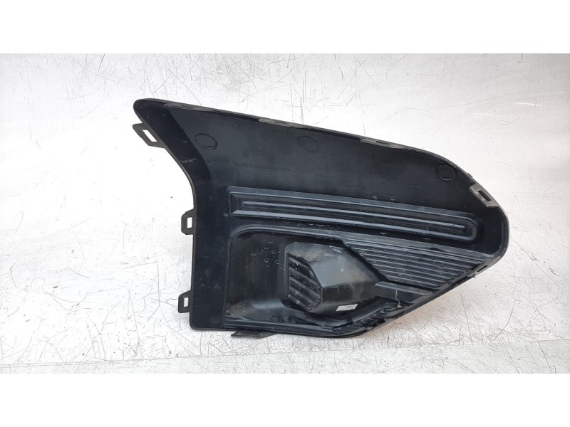 Recambio de rejilla paragolpes izquierda para dacia sandero iii stepway expression referencia OEM IAM 263365856R  