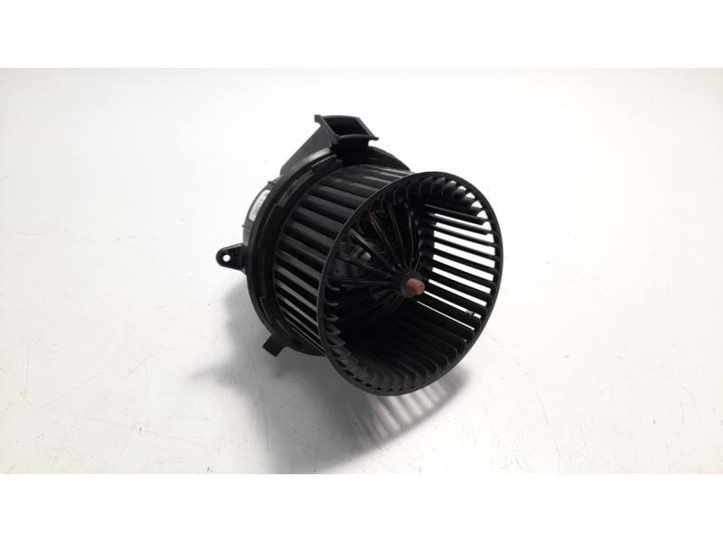 Recambio de ventilador calefaccion para citroen c3 1.4 hdi referencia OEM IAM T4190001  