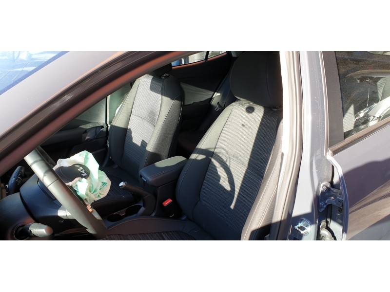 kia stonic (ybcuv) del año 2022