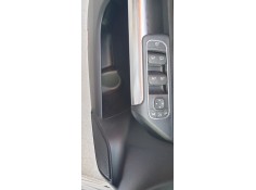 Recambio de mando elevalunas delantero izquierdo para mercedes-benz b-klasse (bm 247) b 200 d referencia OEM IAM A1679059803   2