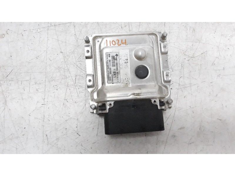 Recambio de centralita motor uce para hyundai i20 1.2 16v cat referencia OEM IAM 3911103700  