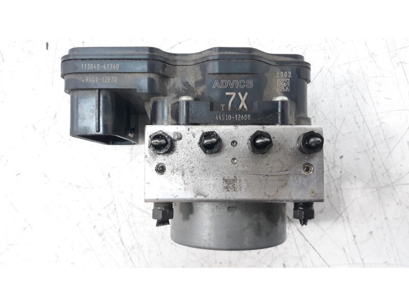 Recambio de abs para toyota corolla (e21) referencia OEM IAM 4451012600  