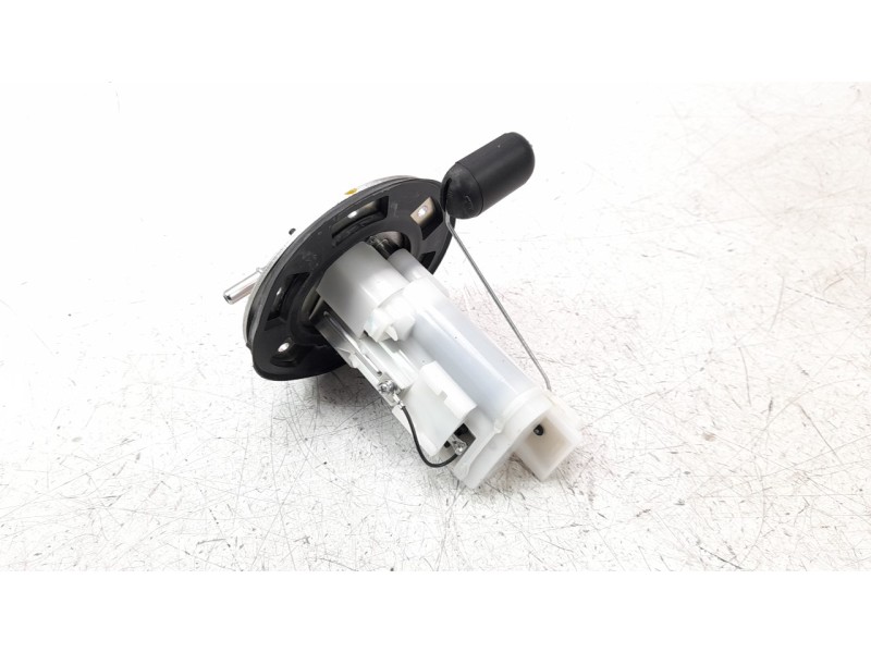Recambio de bomba combustible para honda cb 650r referencia OEM IAM 16700MKND52  