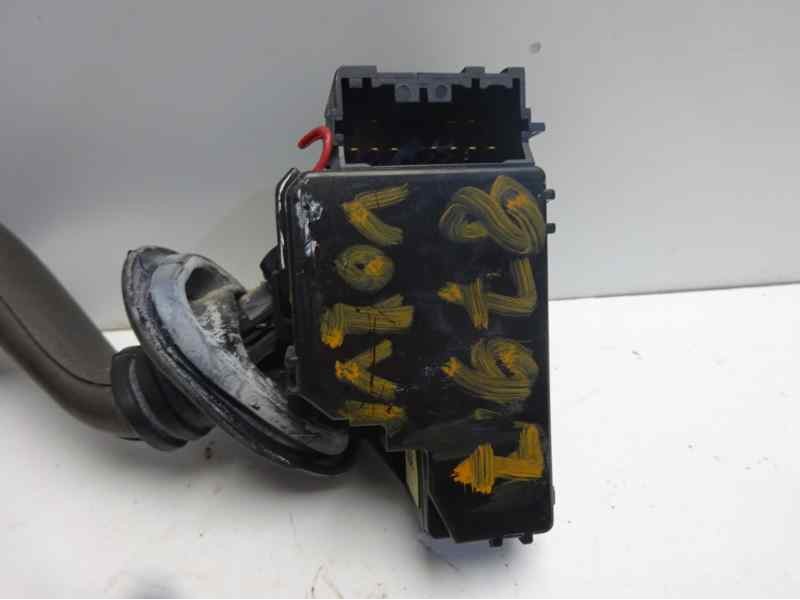 Recambio de mando limpia para volvo s40 berlina 1.6 referencia OEM IAM 30613573  