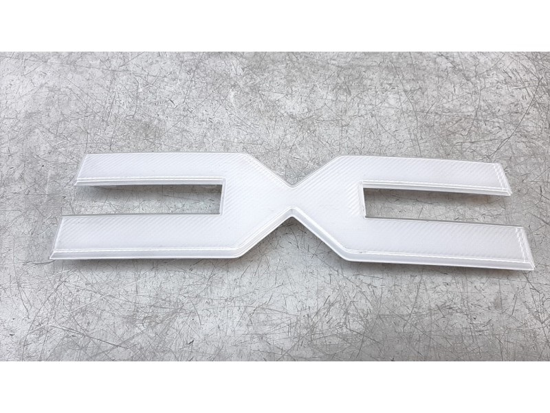 Recambio de emblema para dacia sandero iii stepway expression referencia OEM IAM 628906394R  