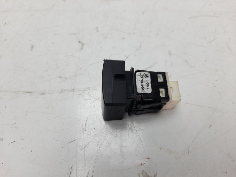 Recambio de interruptor para peugeot 308 sw envy referencia OEM IAM 96671871XT  