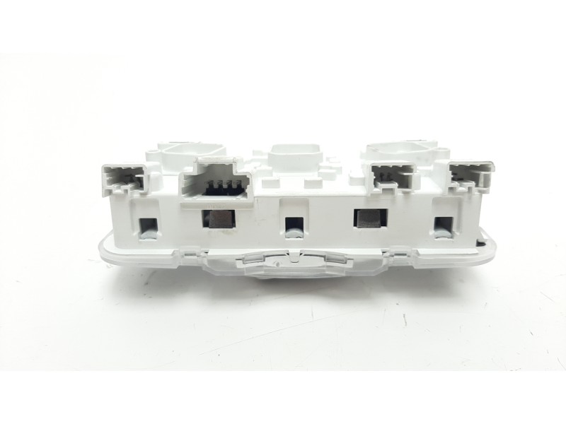 Recambio de luz interior para peugeot 2008 (--.2013) 1.2 12v e-thp referencia OEM IAM 96781445PR  
