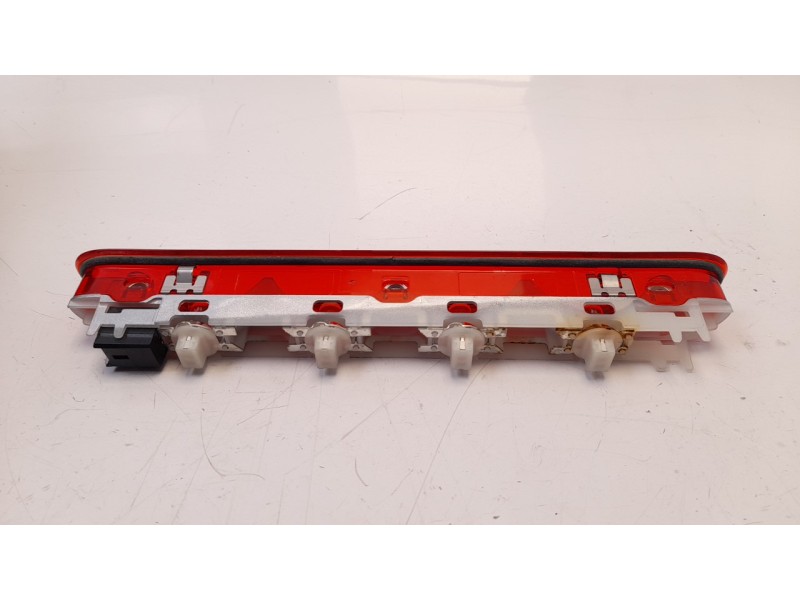 Recambio de luz central de freno para citroen jumpy fugón confort xl referencia OEM IAM 9811325980  