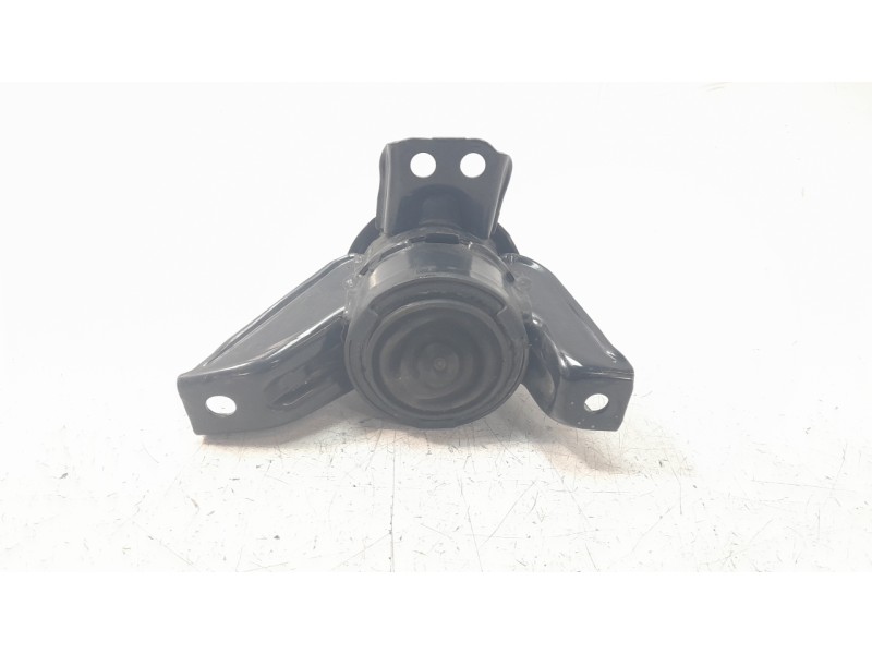 Recambio de soporte motor derecho para hyundai tucson kosmo 4wd referencia OEM IAM 21810D3500  