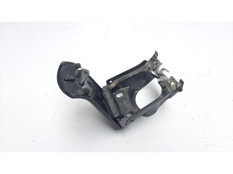 Recambio de tapa exterior combustible para yamaha x-max 125 referencia OEM IAM B74F838W00  