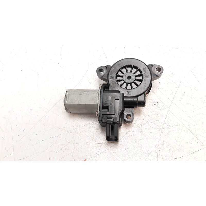 Recambio de motor elevalunas trasero derecho para mazda 3 lim. () 2.2 turbodiesel cat referencia OEM IAM BHN95858X  