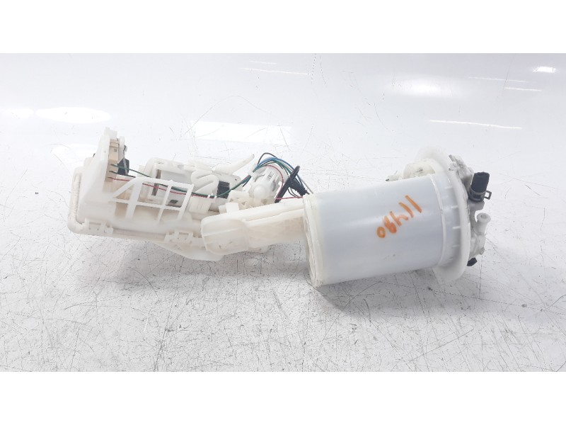 Recambio de bomba combustible para toyota corolla (e21) referencia OEM IAM 7702002C50  