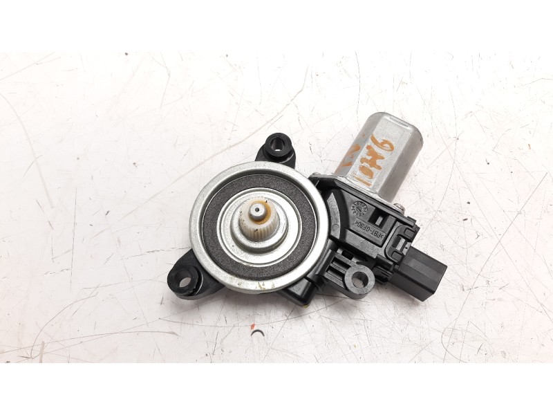 Recambio de motor elevalunas trasero derecho para mazda 3 lim. () 2.2 turbodiesel cat referencia OEM IAM BHN95858X  