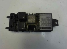 Recambio de caja reles / fusibles para volvo s40 berlina 1.6 referencia OEM IAM 30889989  