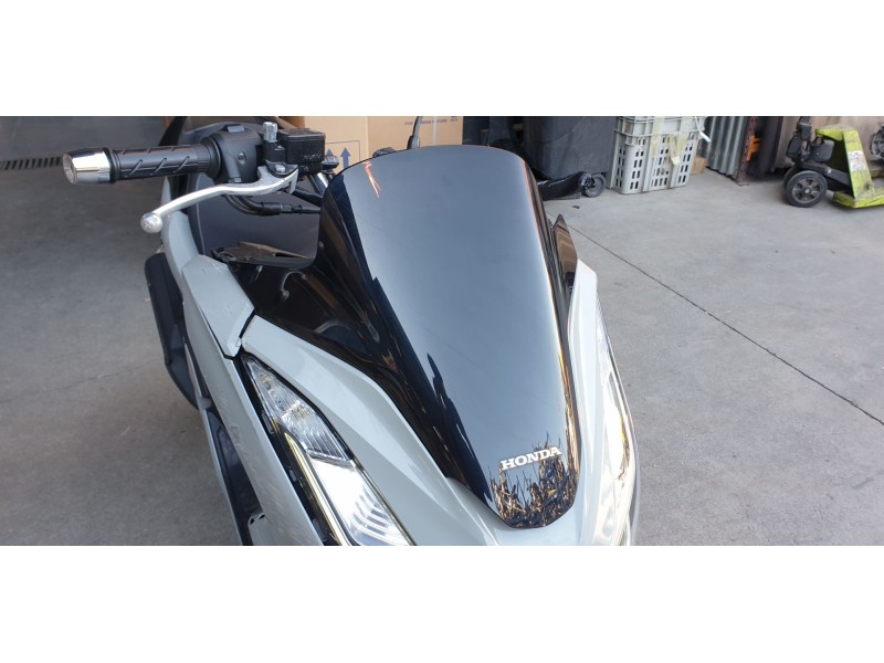 Recambio de cupula para honda pcx 125 referencia OEM IAM 67100K1ZJ50ZA  